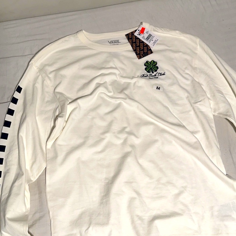 Men’s Medium Vans Longsleeve Tee NWT